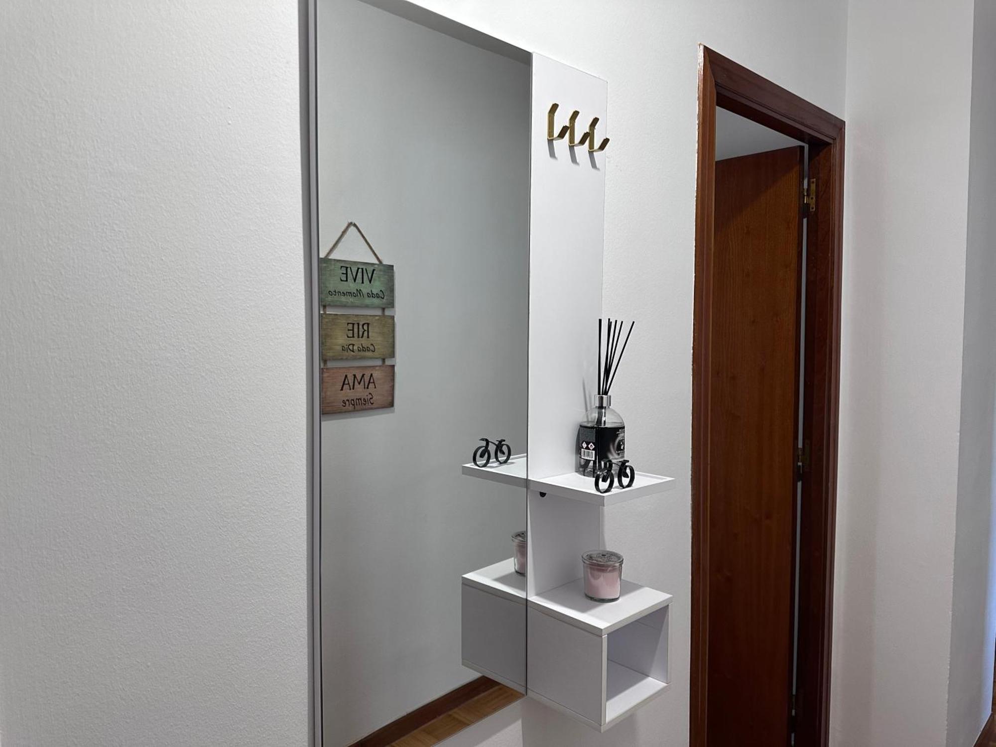 Acogedor Apartamento Con Vistas A La Catedral Y Parking اوفيدو المظهر الخارجي الصورة
